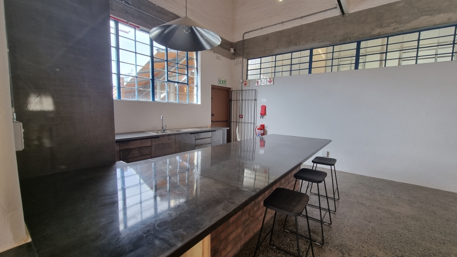 To Let Commercial Property for Rent in Woodstock Western Cape